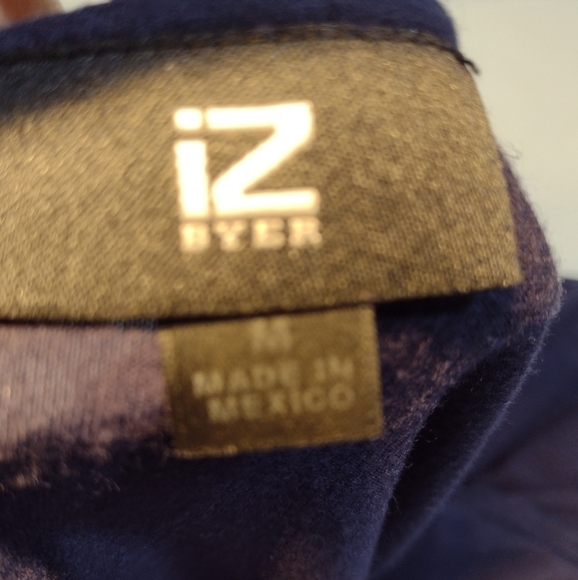 Clothes - Picture 3 of 5